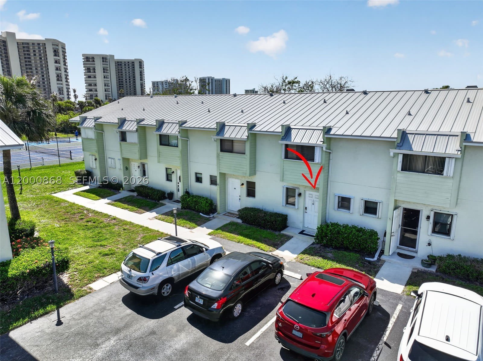 9425 S Ocean Dr – photo 2