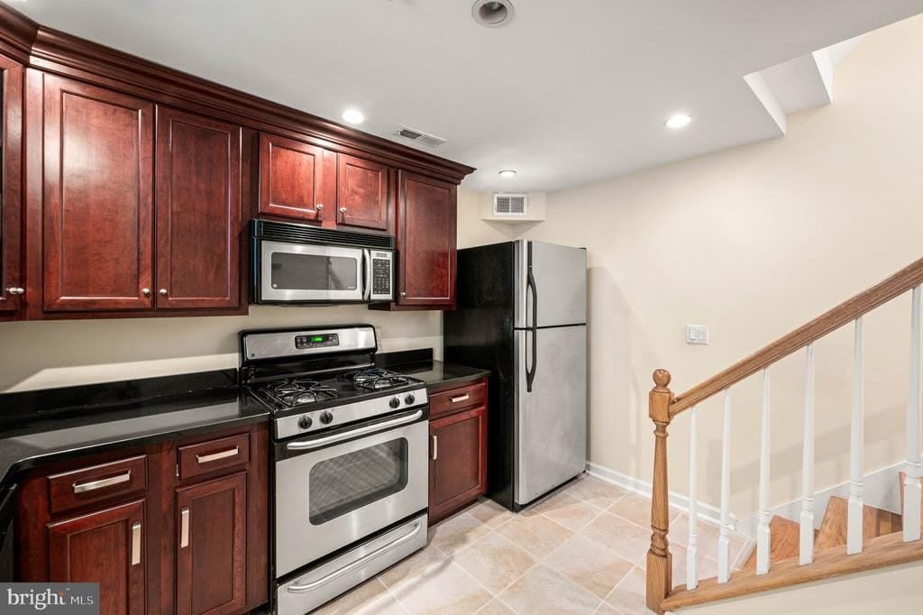 1027 N 4TH STREET – photo 5