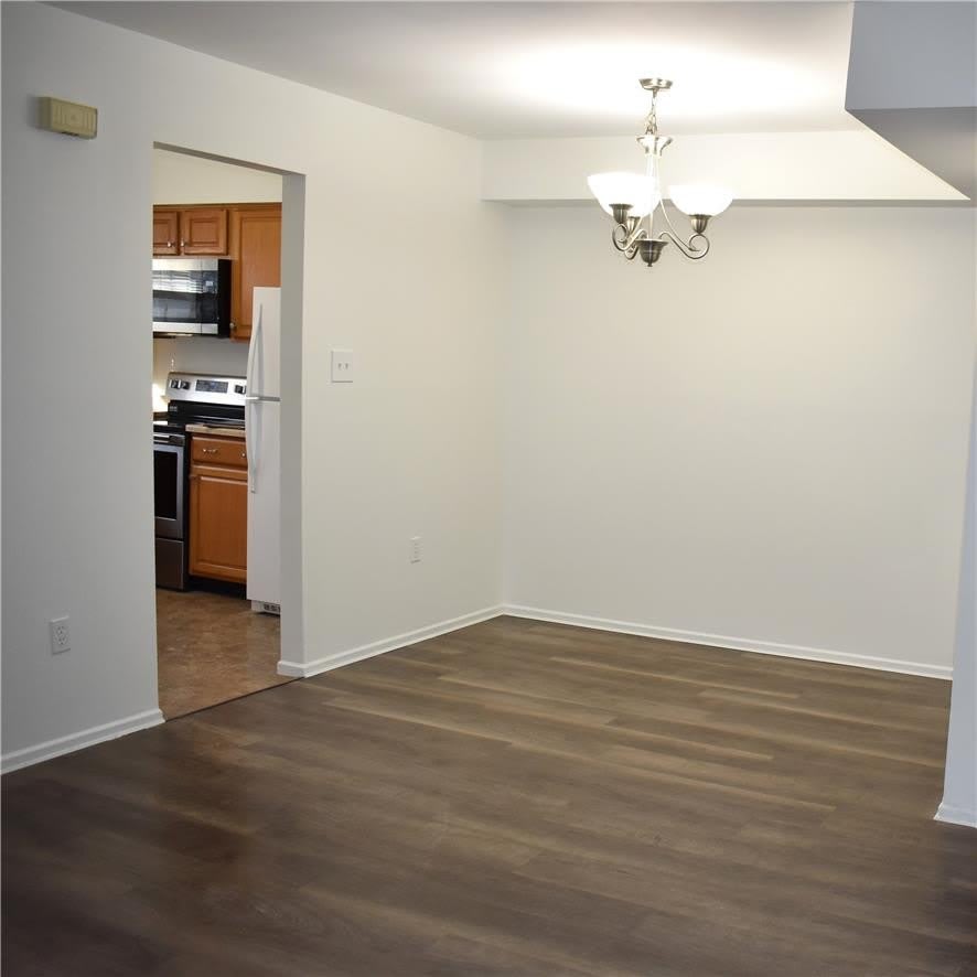 1604 Shenandoah Court – photo 3
