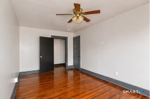 2341 Barnum Avenue – photo 5