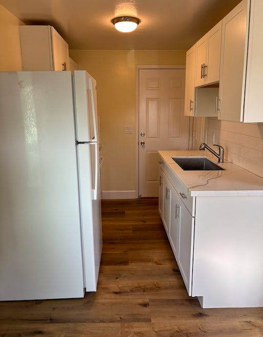 941 Gardner Ave – photo 2