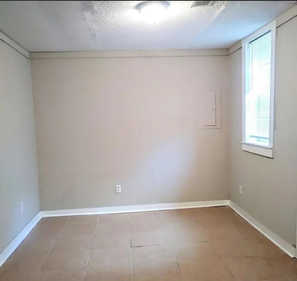 1008 WALK Rd – photo 2