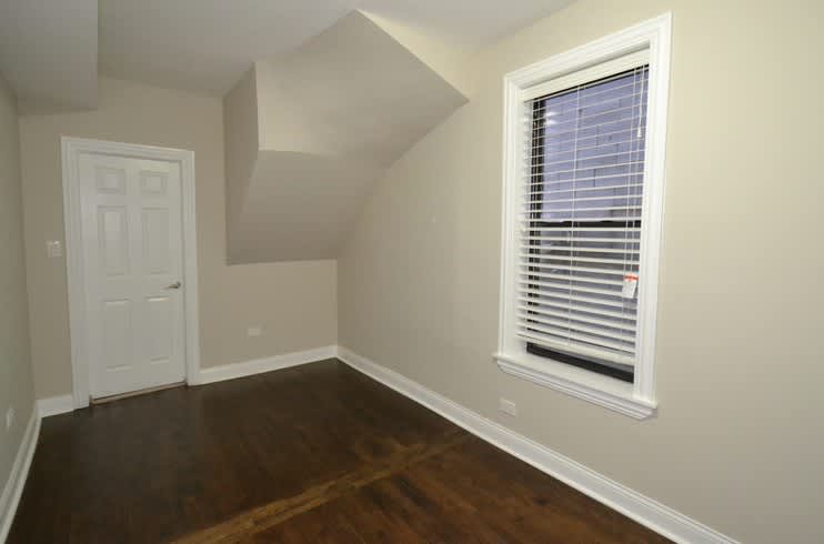 2019 N Hoyne Ave – photo 5