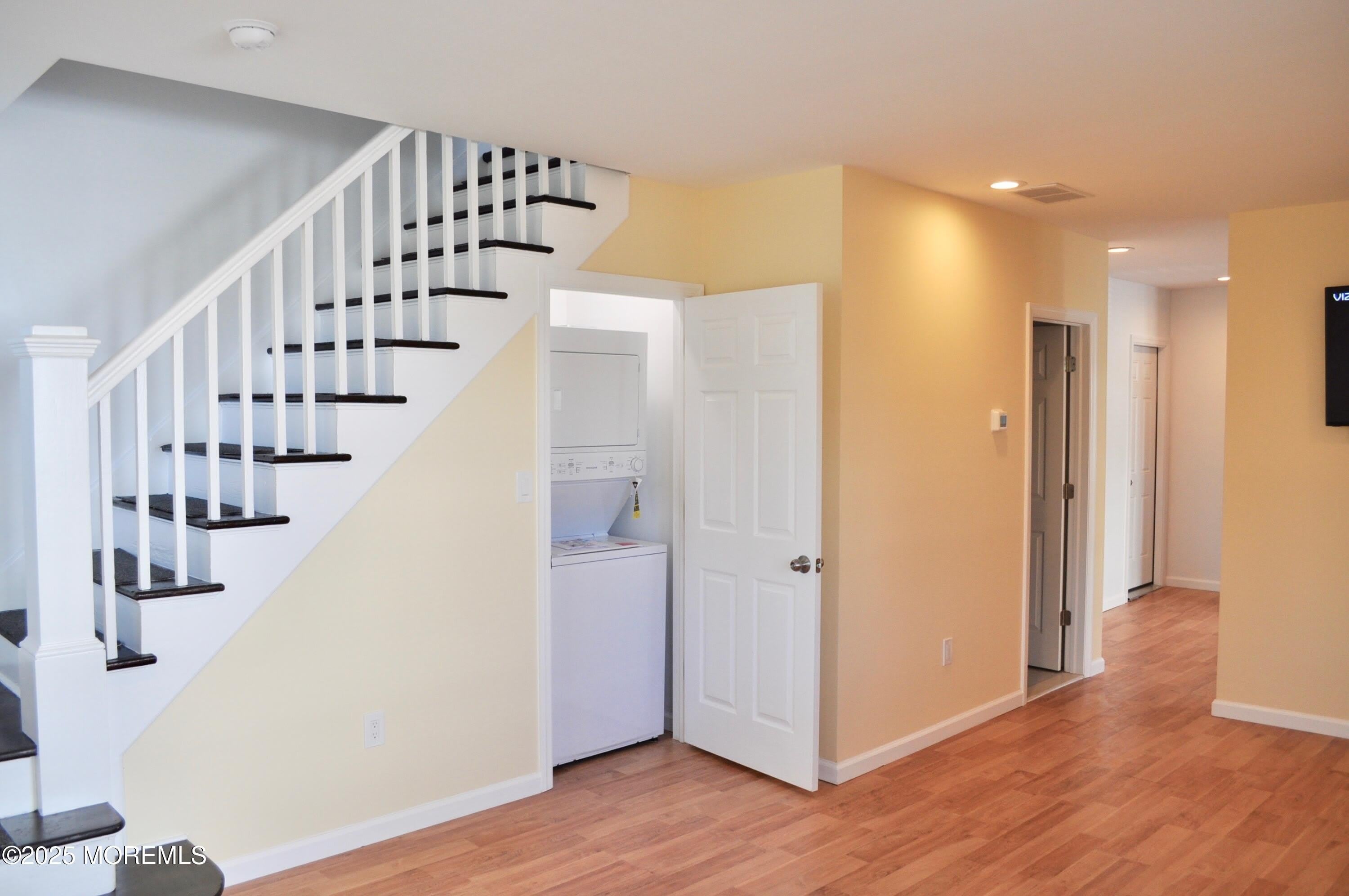 485 Joline Avenue – photo 3