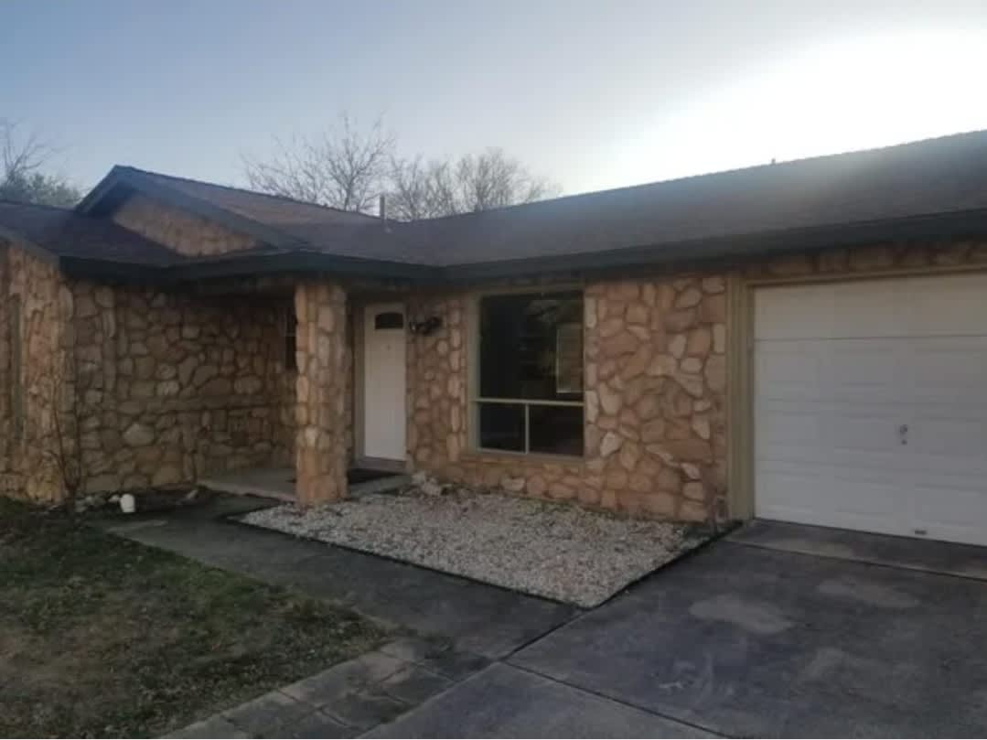 5719 Swift Creek Drive – photo 1