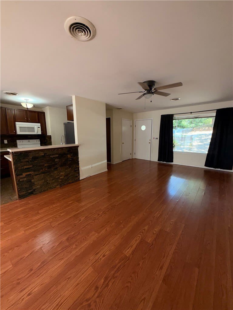 19 Gore Lane – photo 3