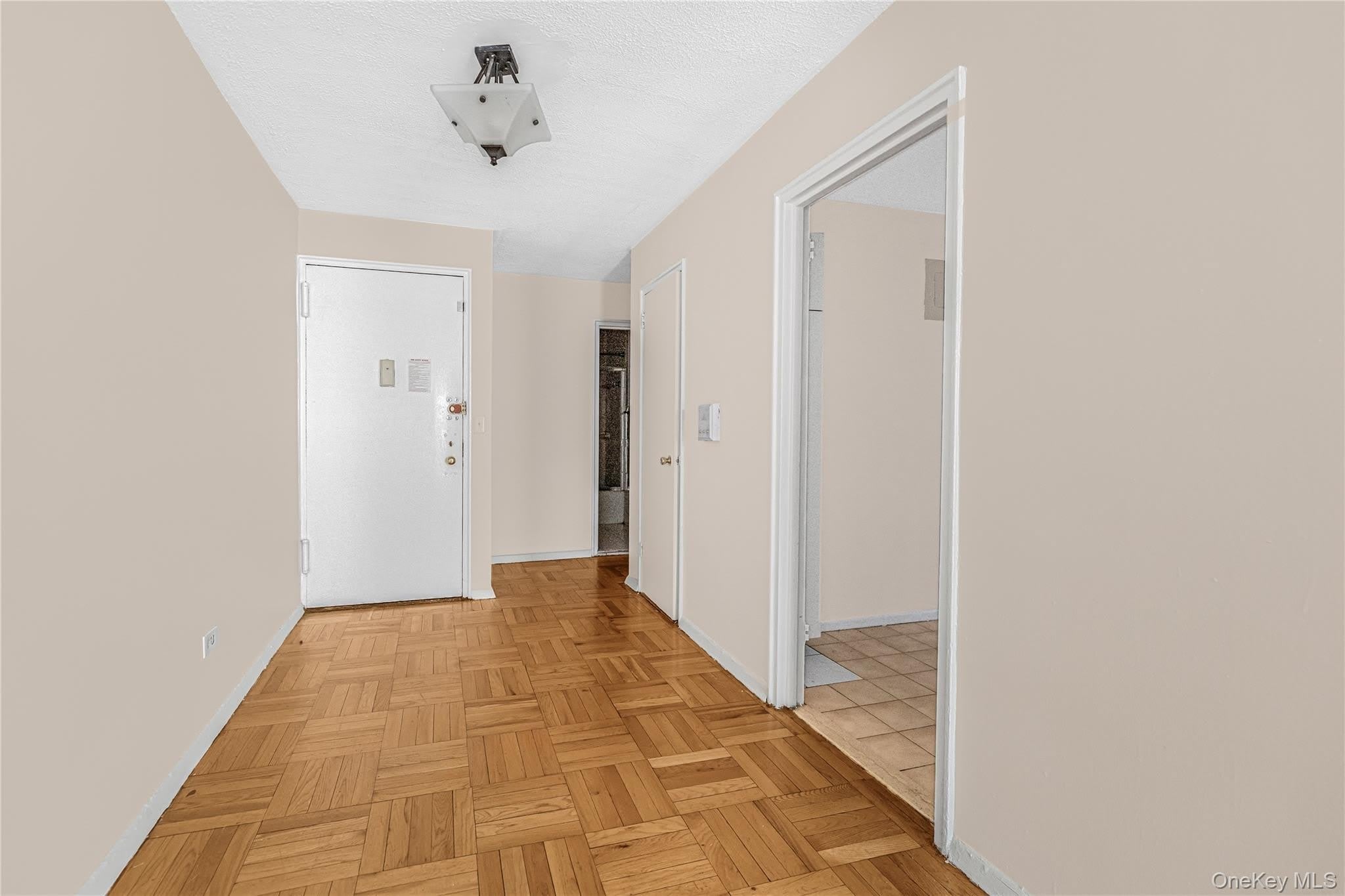 2835 Webb Avenue – photo 4