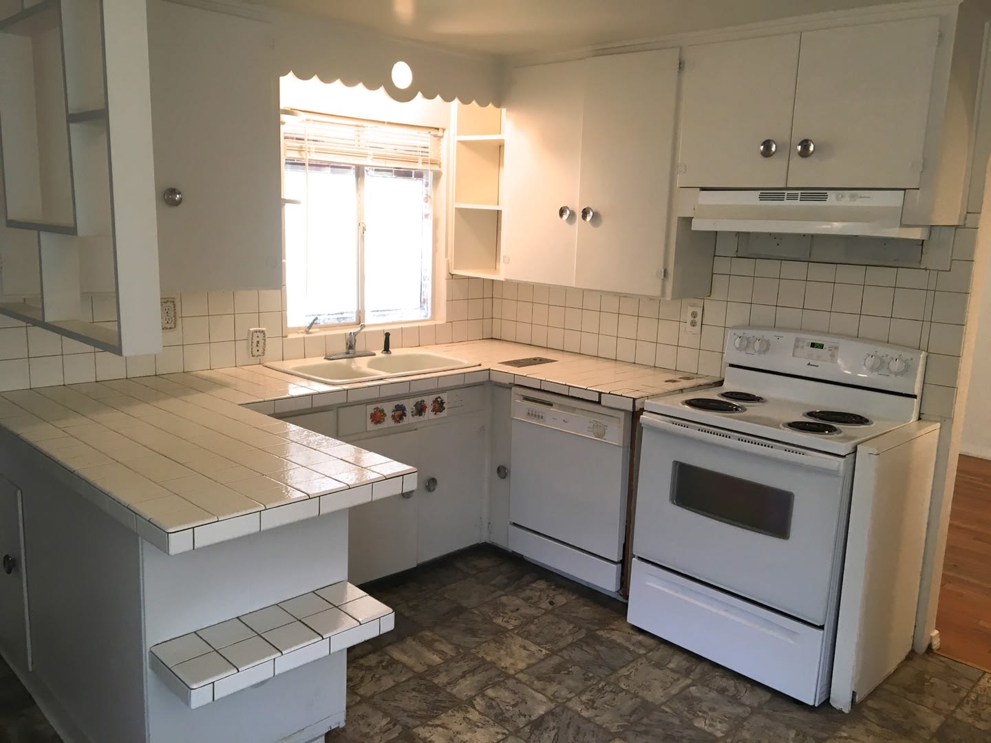 Spacious + Bright 3B Greeley House with Garage! – photo 3