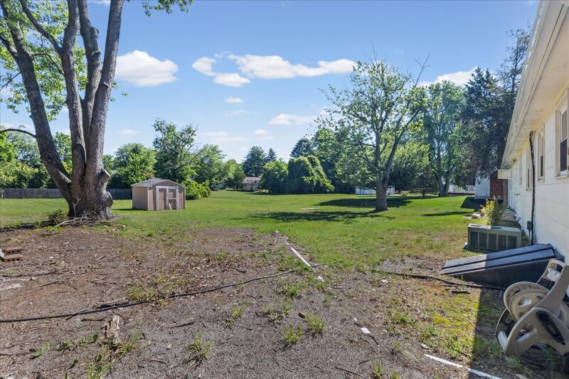 1 Spruce Lane – photo 4