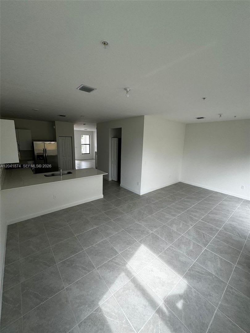 285 SW 159th Lane 0, Pembroke Pines, FL 33027 – photo 2
