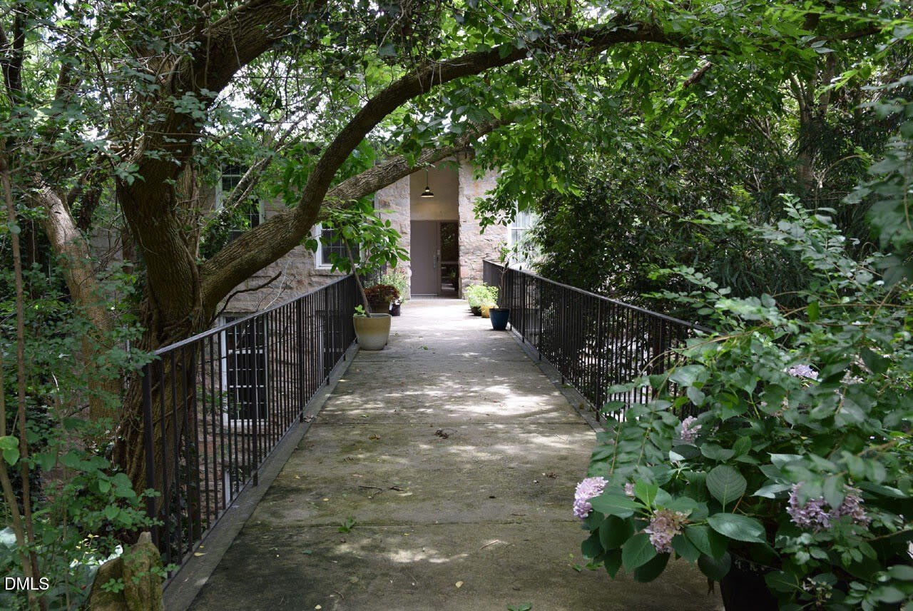 1500 River Mill Drive – photo 2