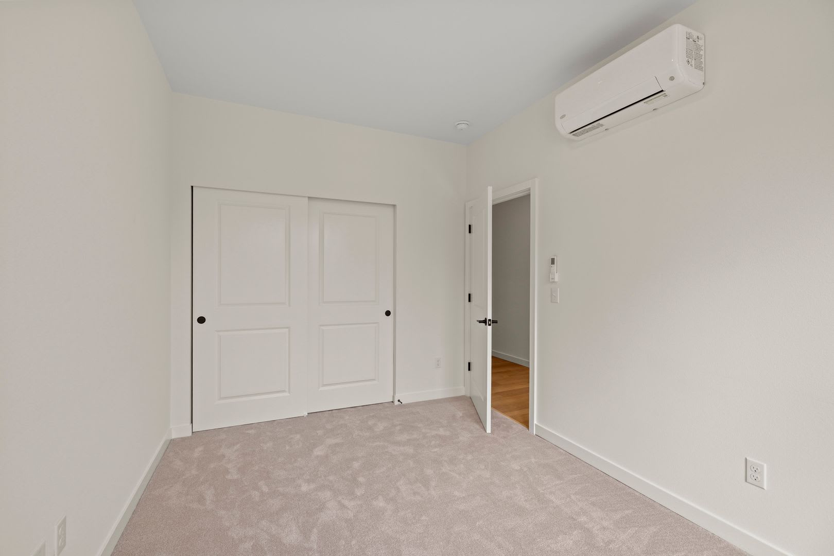Single Family Home – photo 4