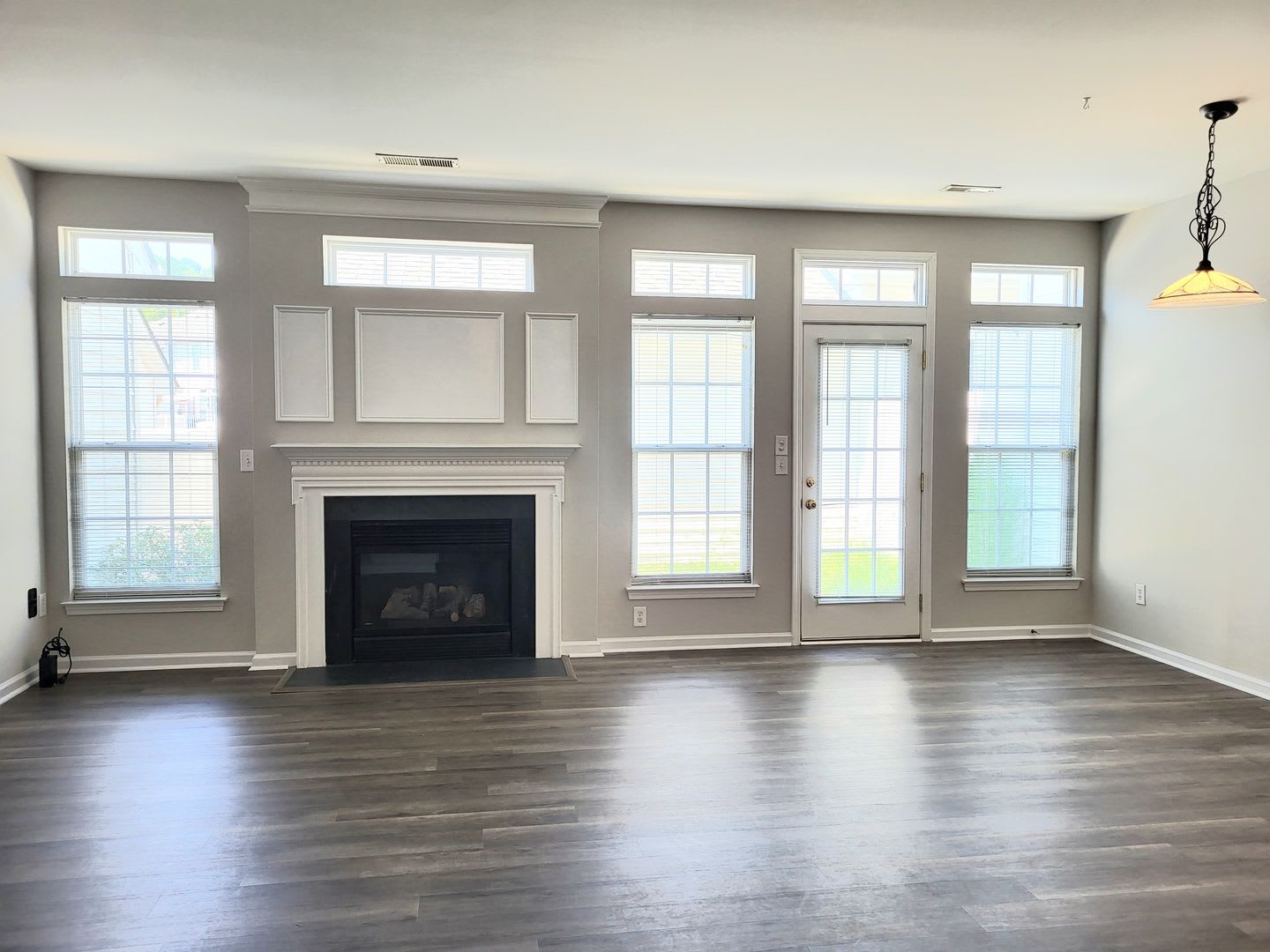 3 bedroom townhome in Cornelius – photo 3