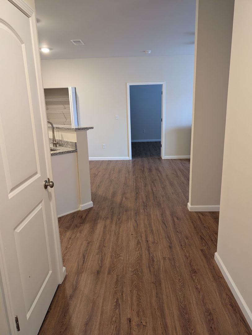 Charming 2BR Condo in Dardenne Prairie – photo 2