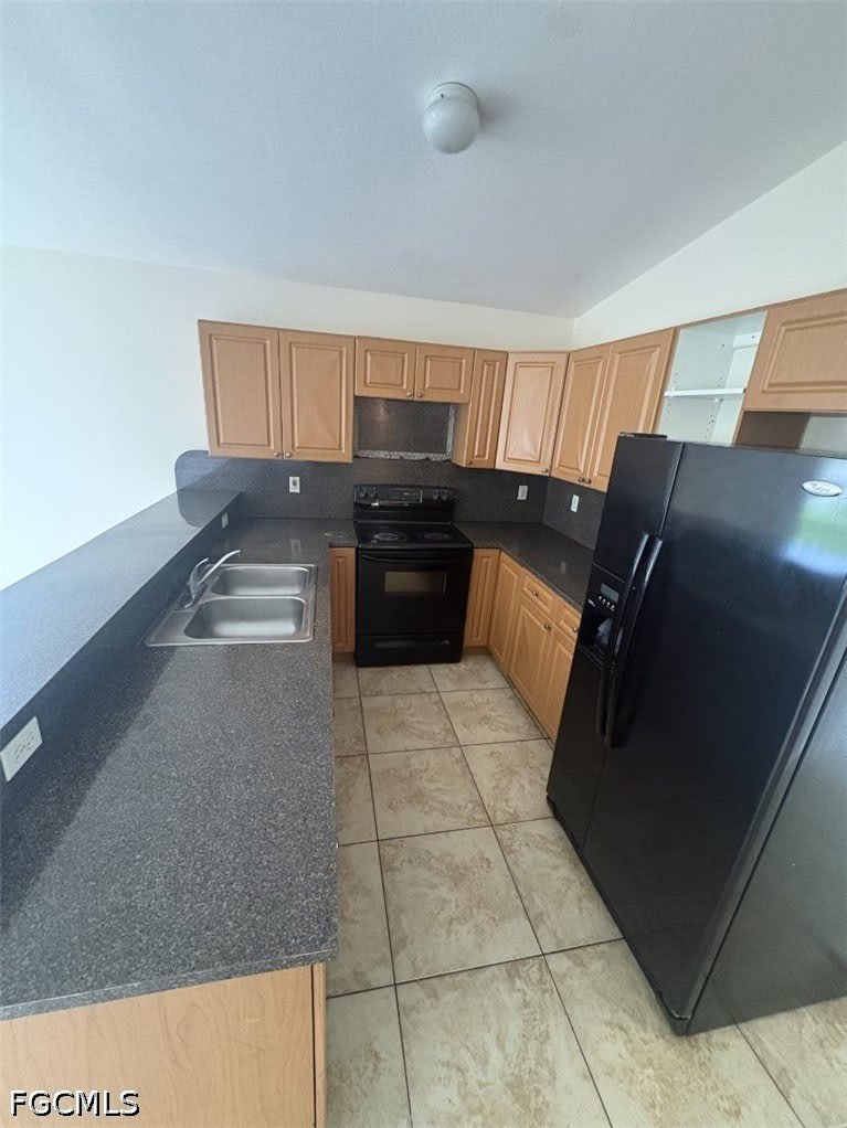 4768 Jordan Avenue S – photo 2