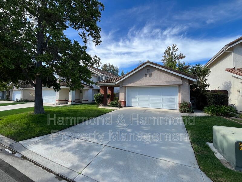 634 Twin Peaks Ave – photo 2
