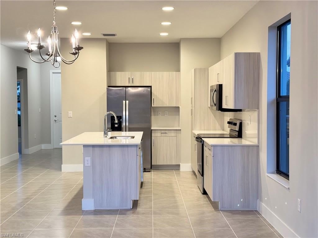 5570 Cassidy Ln – photo 5