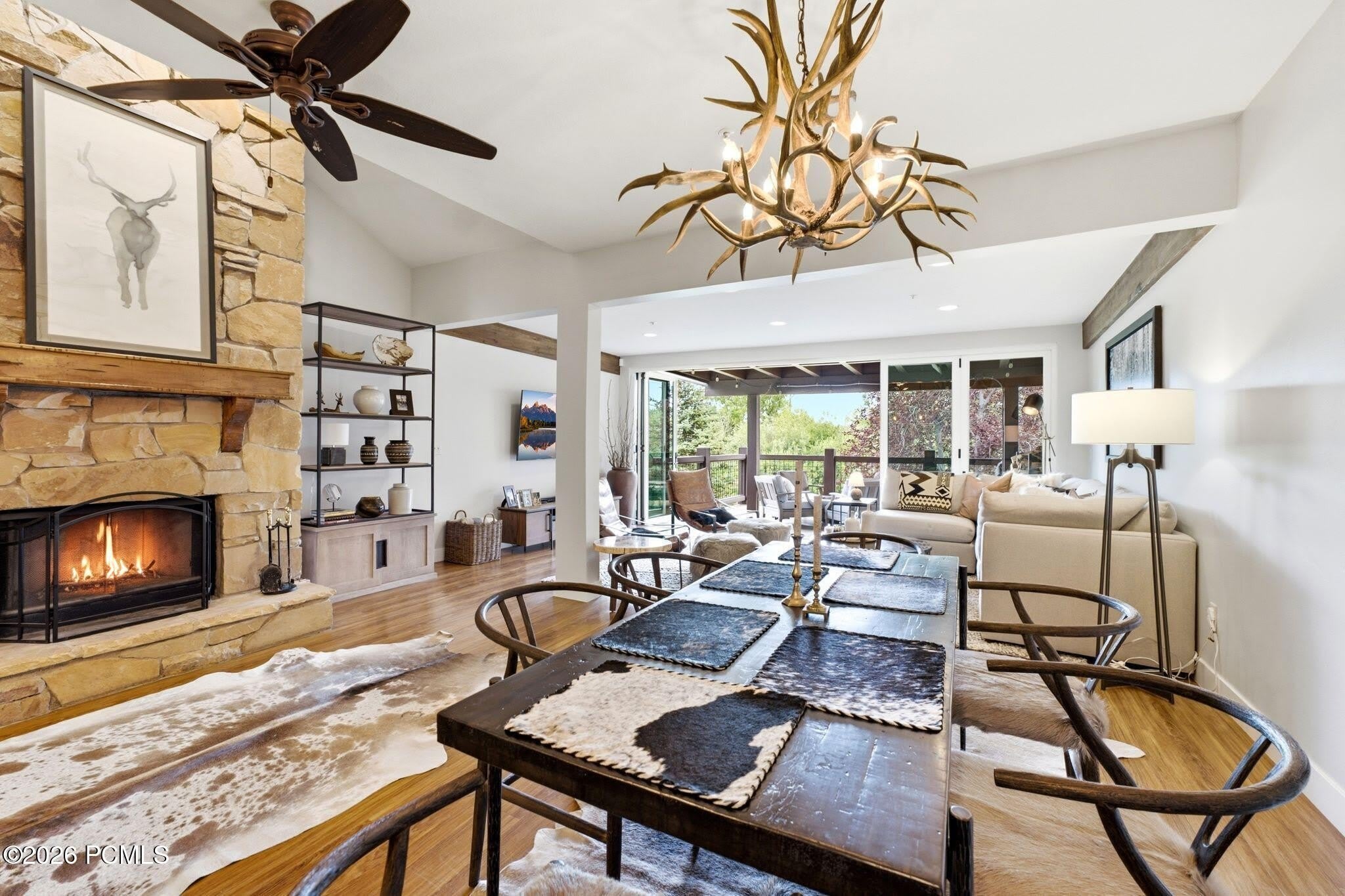 2264 Jupiter View Drive – photo 4