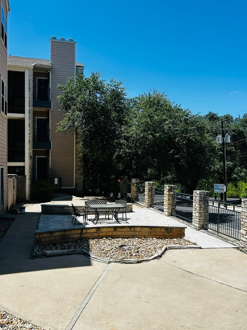 Winchester on West Campus – photo 3