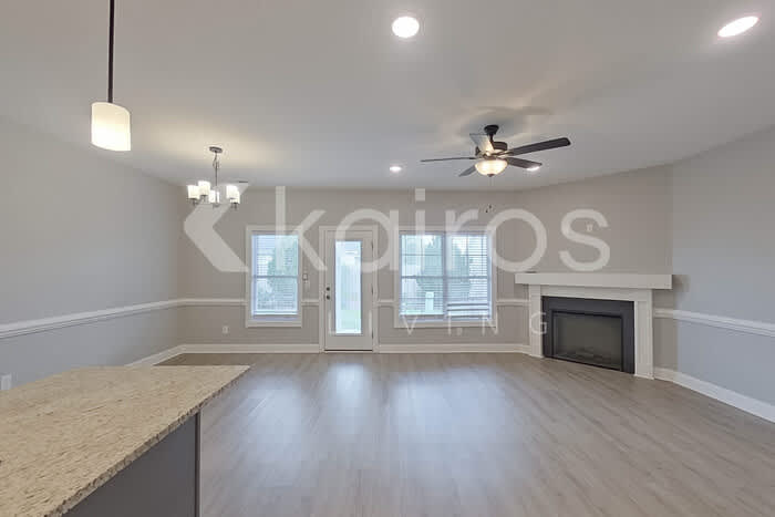 3709 Oak Leaf Way – photo 2