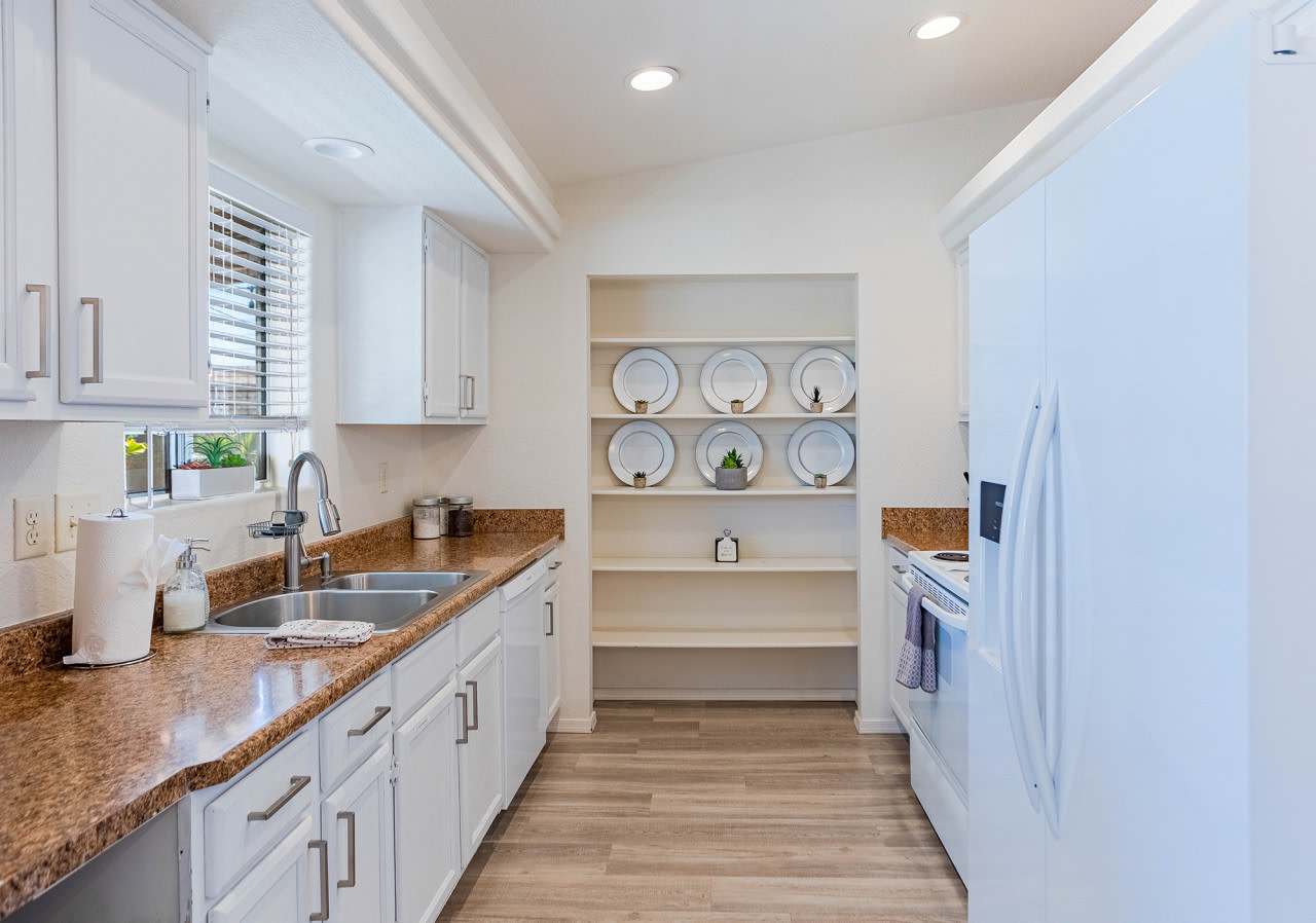 3280 Rocking Horse Dr – photo 3