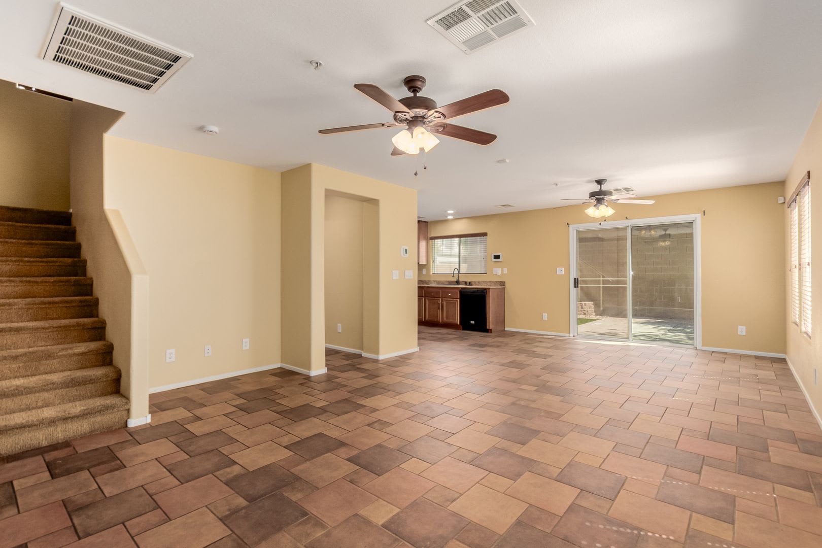 Gated 3 bedroom home in Paradise Hills Henderson – photo 3