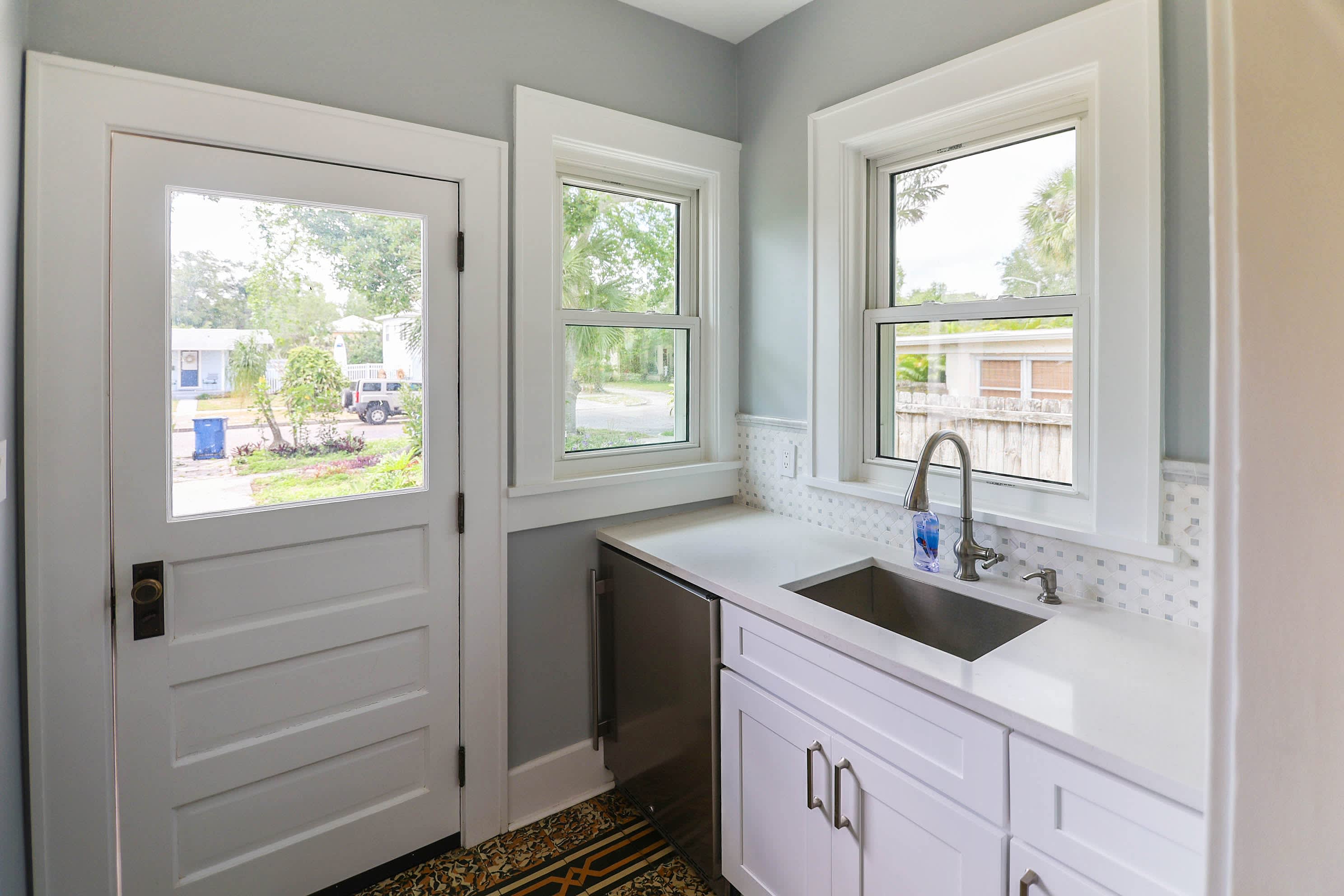 2041 Beach Dr Se – photo 4