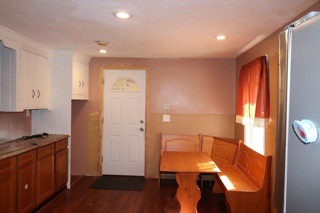 845 Stafford – photo 3