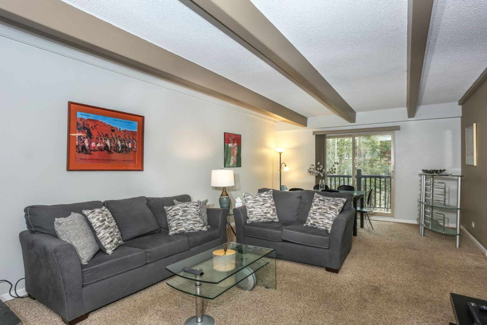 2 bed, 2 bath in Breckenridge! Winter seasonal! Heat included – photo 2
