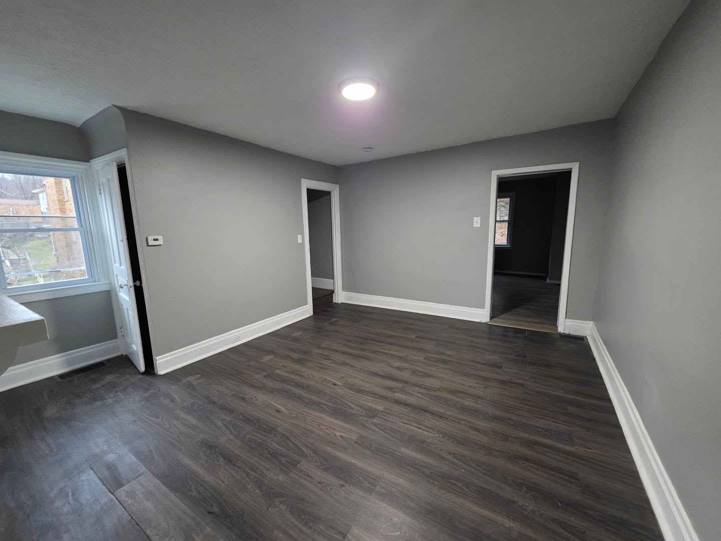 2 bedroom 1 bath townhouse for rent in the West End – photo 5