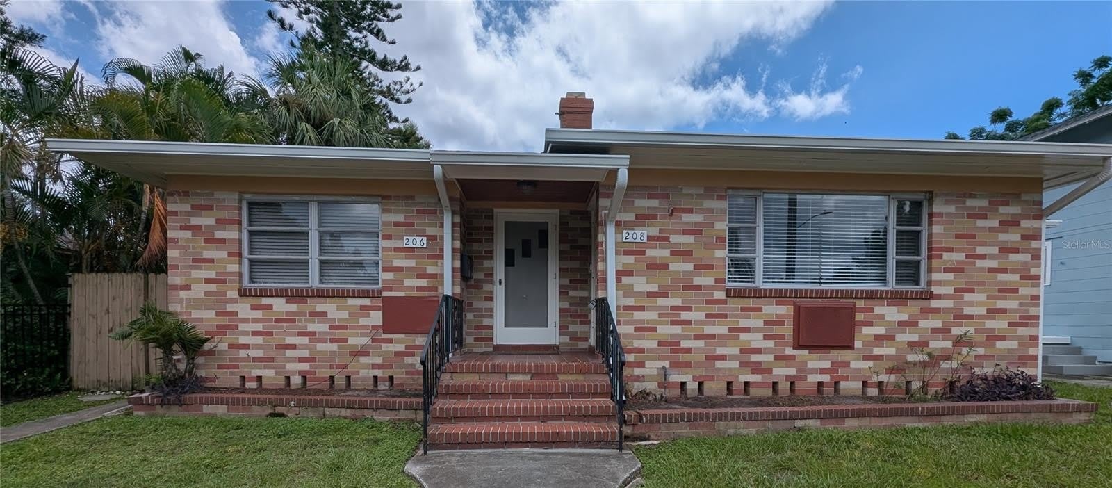 206 12TH Avenue N – photo 2