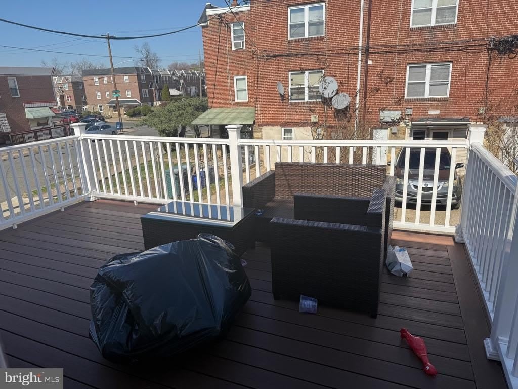 345 STEVENS ST – photo 4