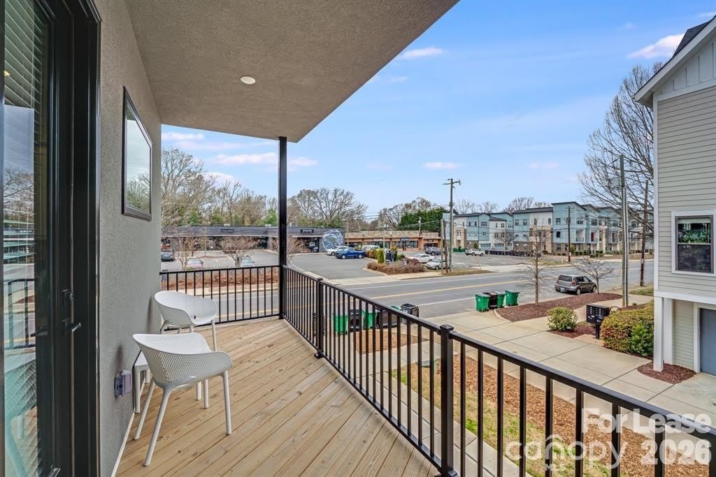 1213 E 36Th Street – photo 2
