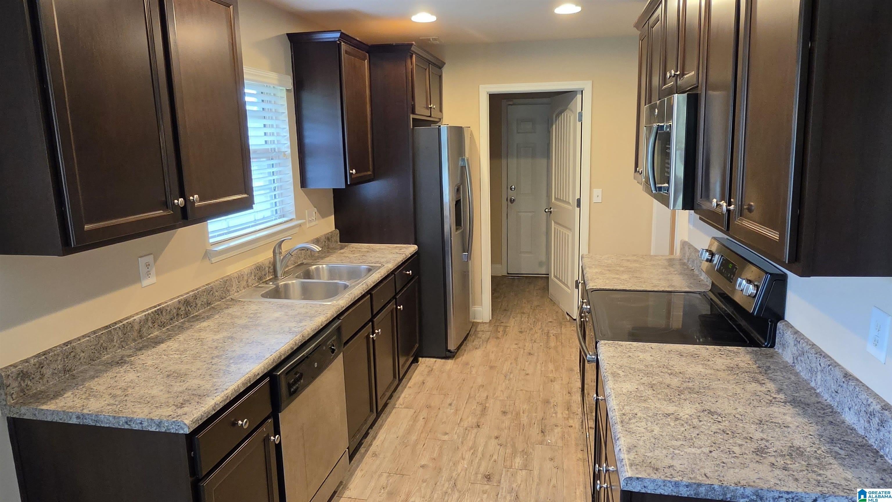 241 CRISFIELD CIRCLE – photo 3