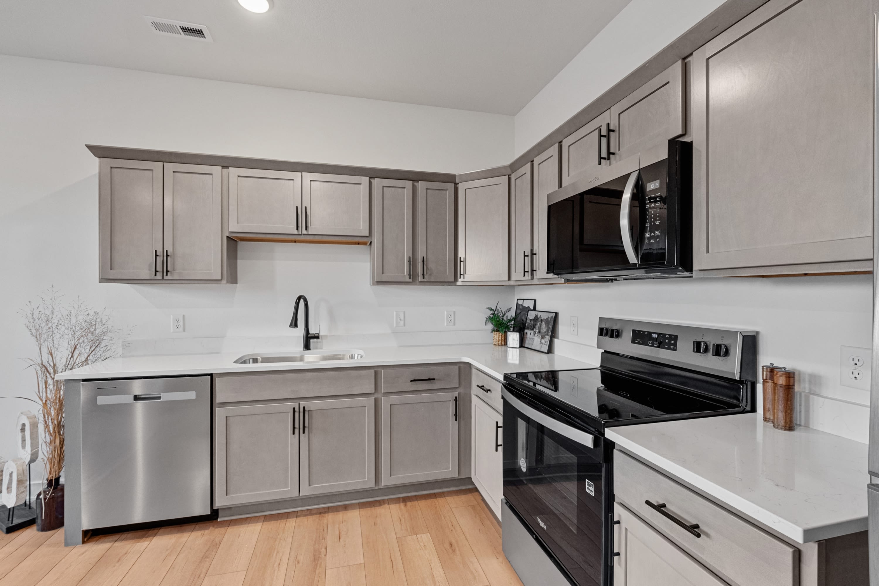1206 Sw Franklin Ln – photo 4
