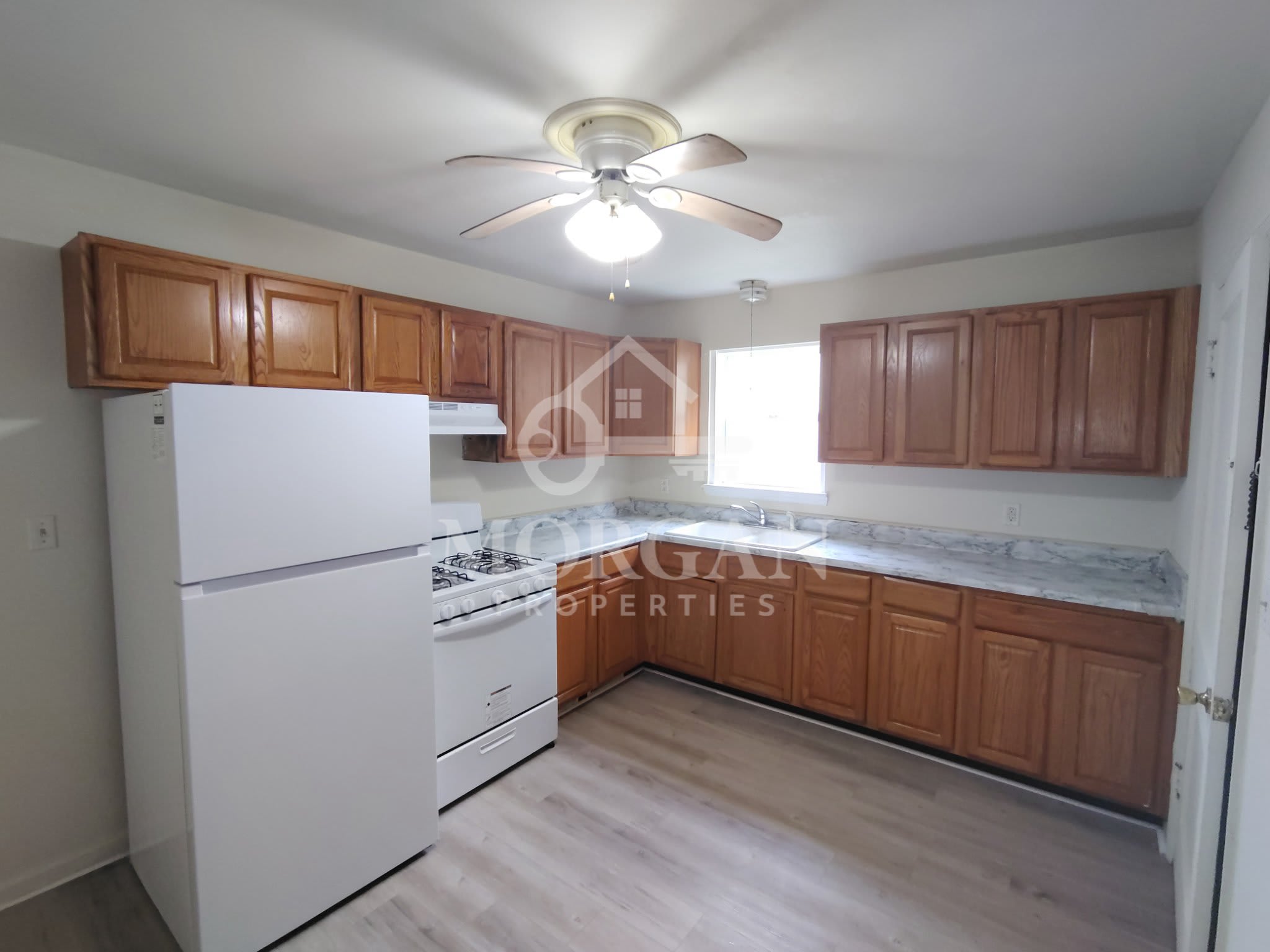 618 Henry Street – photo 3