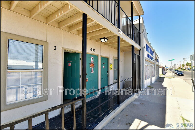 6806 Alameda Ave – photo 4