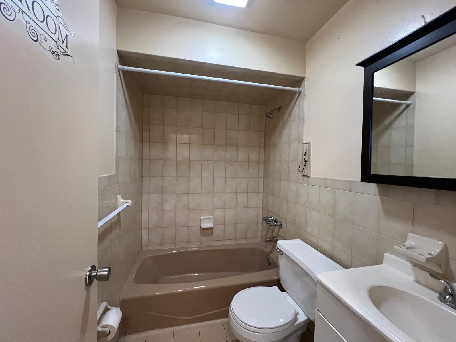 52 YALE AVE – photo 5