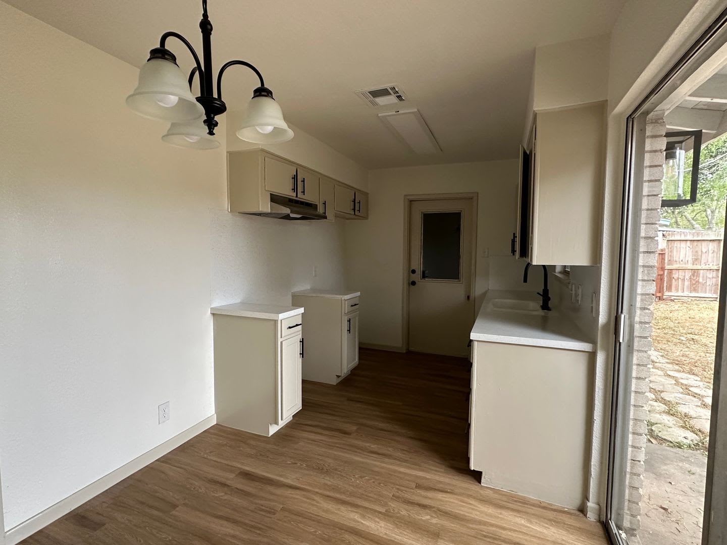 Ready for move in – photo 3