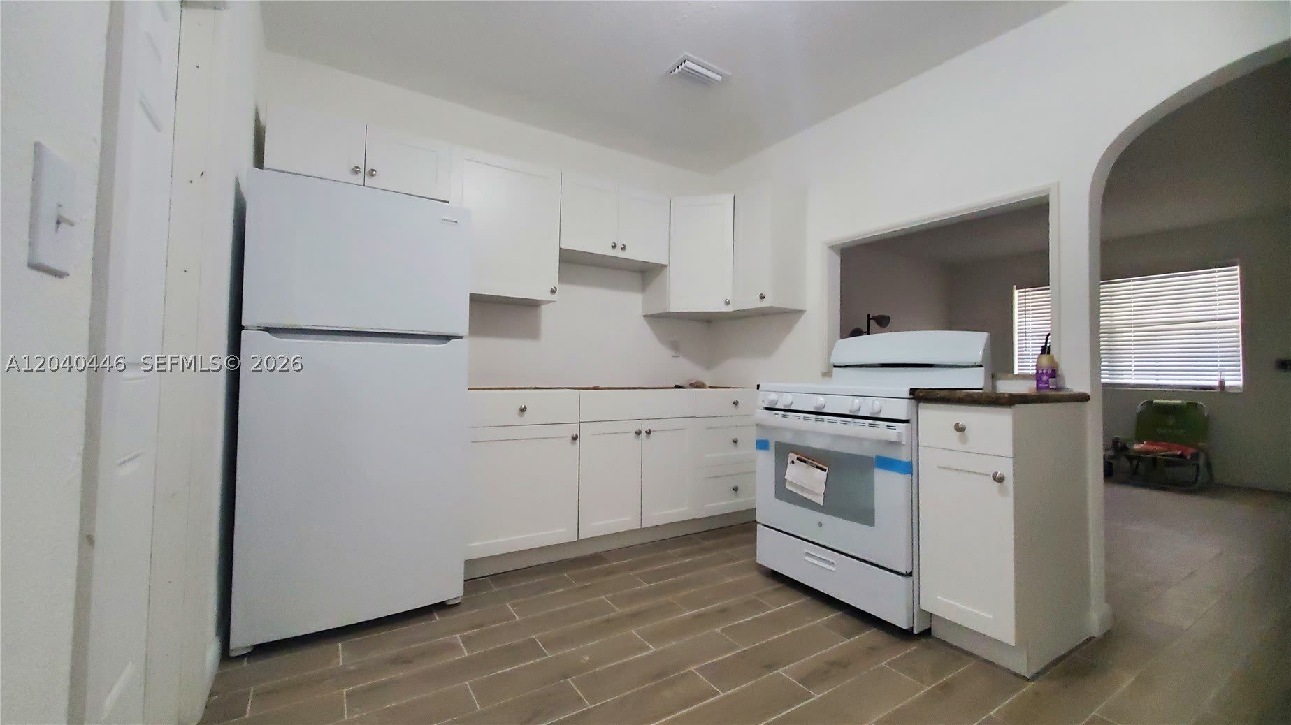 905 SW 4th Ter – photo 3