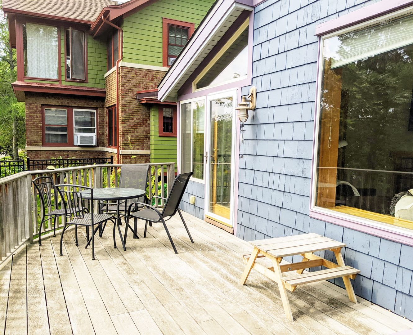 AVAILABLE Novemeber 10th- 3 BED 2 BATH Single Family Home – photo 2