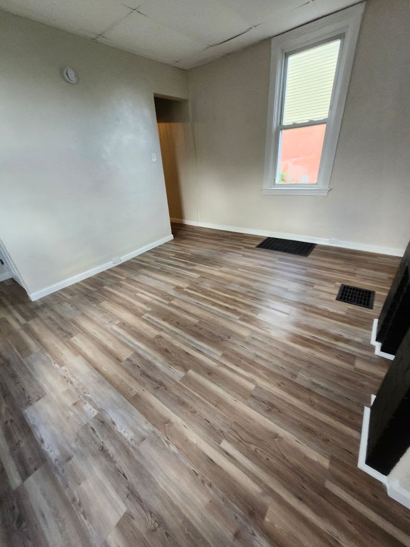 Charming 3BR Home in Braddock, Section 8 Considered!! – photo 2