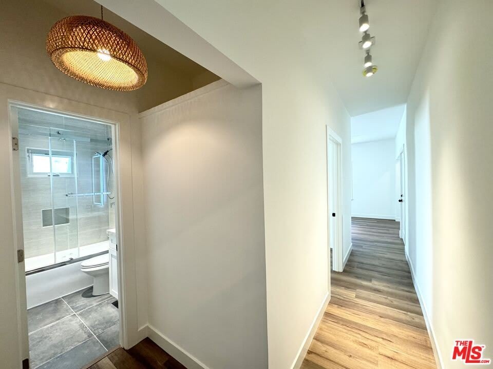 151 N Swall Dr – photo 5