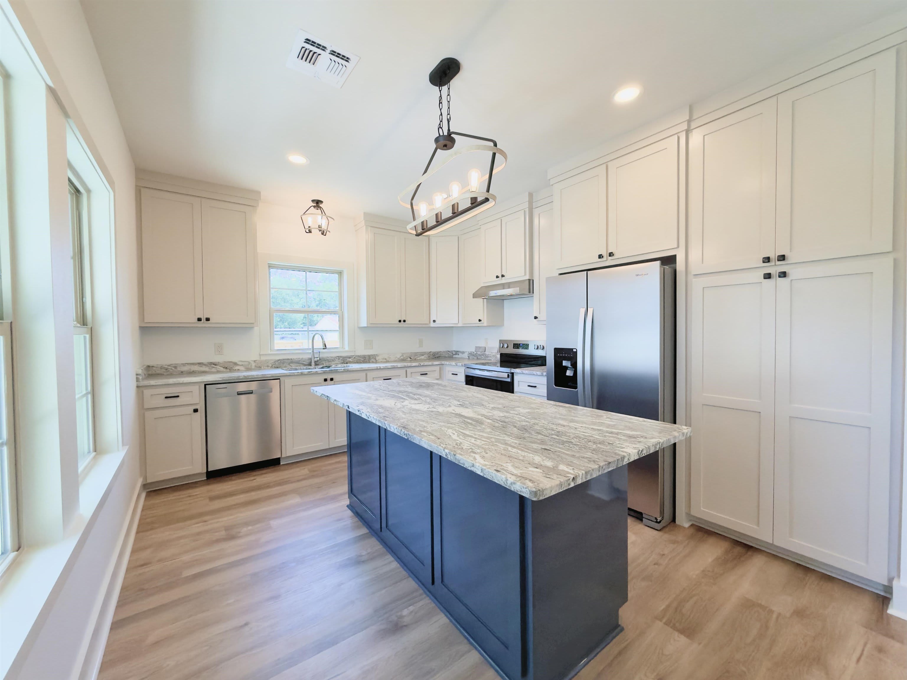 410 A Camellia Dr – photo 3