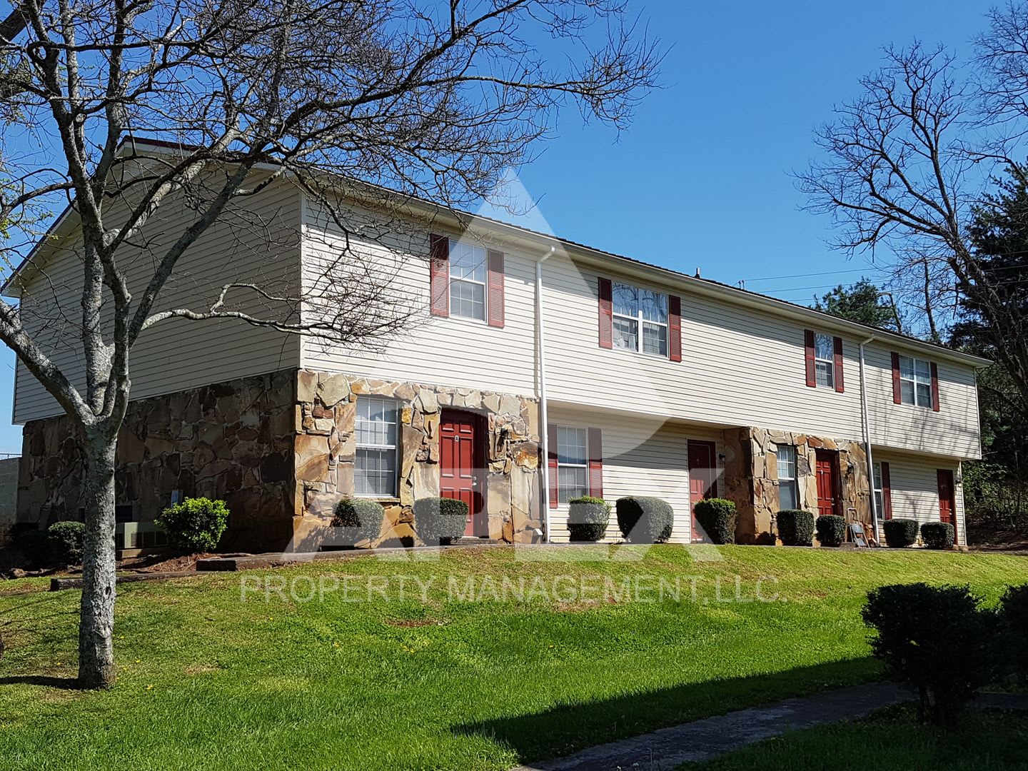 Nice 2 Bd 1 5 Ba Townhouse In West Knox Off Cedarbluff End Unit – photo 1