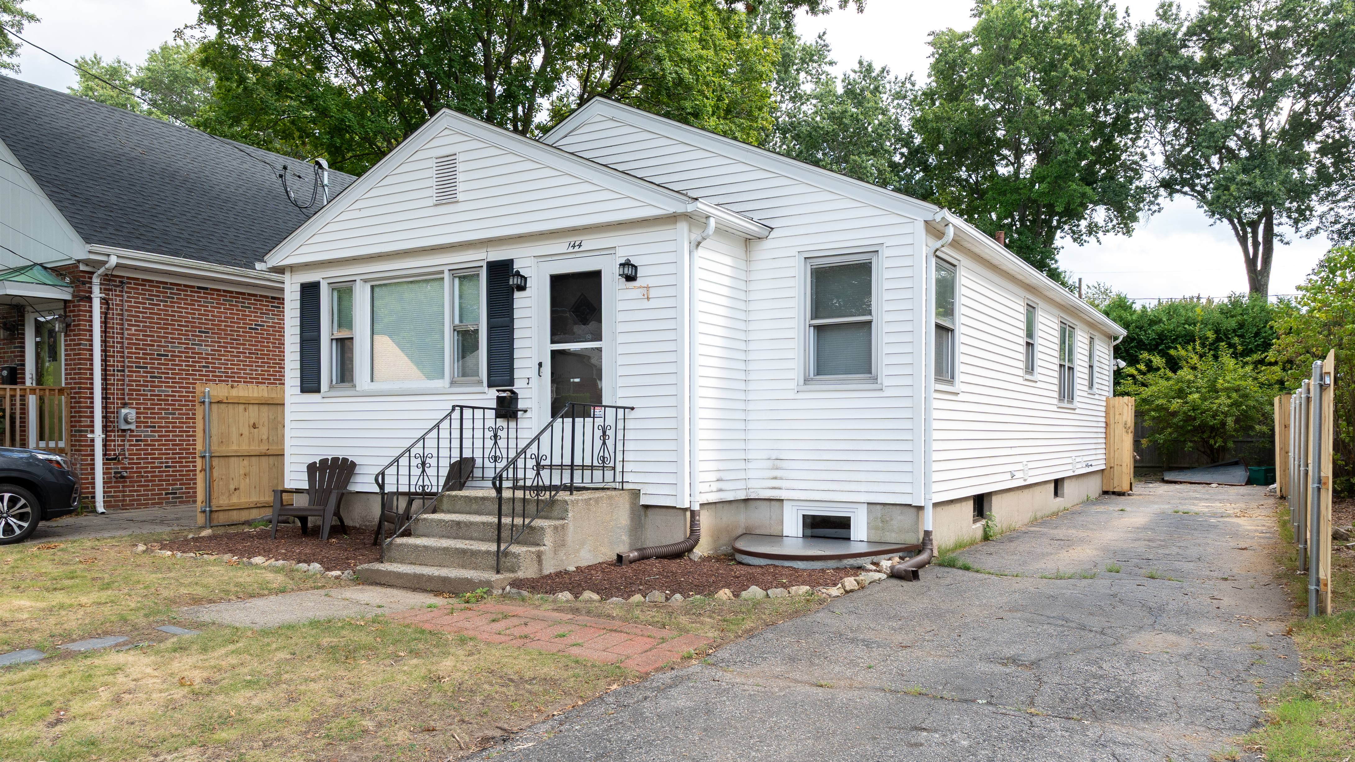 144 Texas Avenue – photo 3
