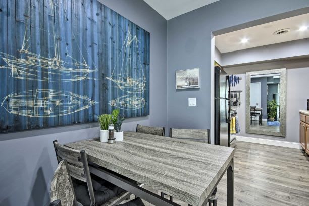 306E Forbes St – photo 1