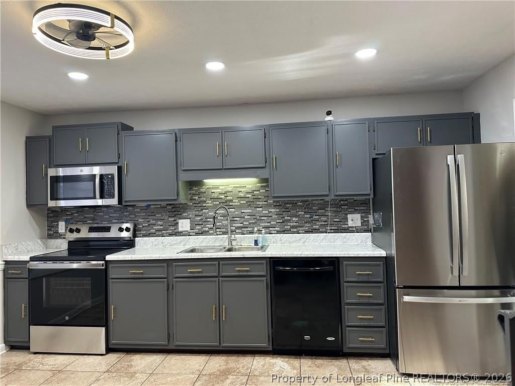 7670 Beverly Drive – photo 5