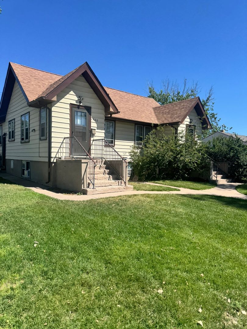1504 East 19th Street – photo 2