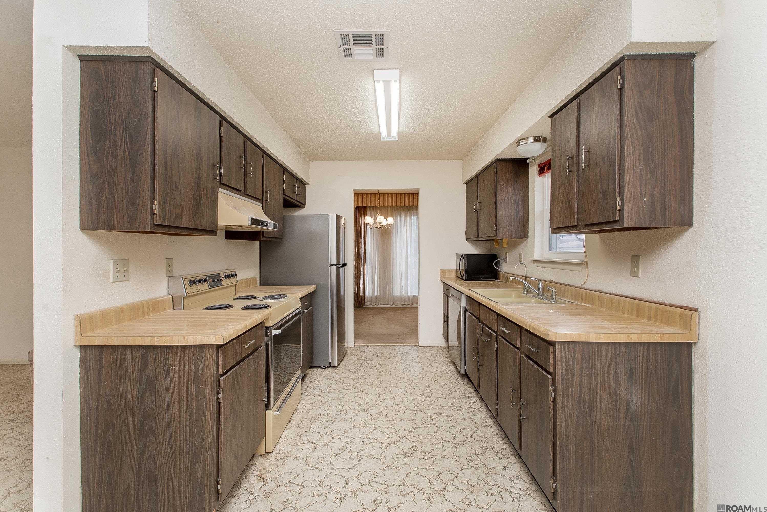 2417 Tattersall Drive – photo 5